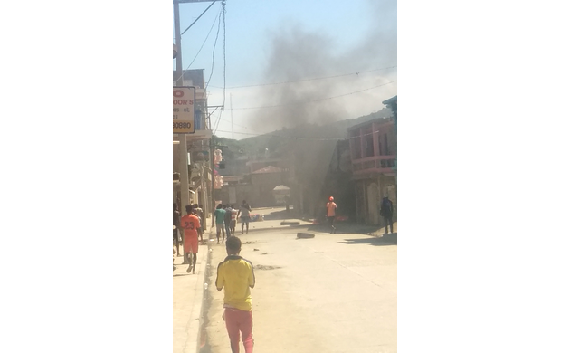 Port-de-Paix : tentative d’incendie de Joma, un établissement commercial du président Jovenel Moïse